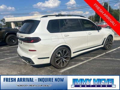 2025 BMW X7 M60i