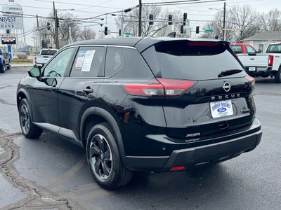 2024 Nissan Rogue SV