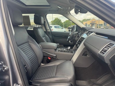 2024 Land Rover Discovery S