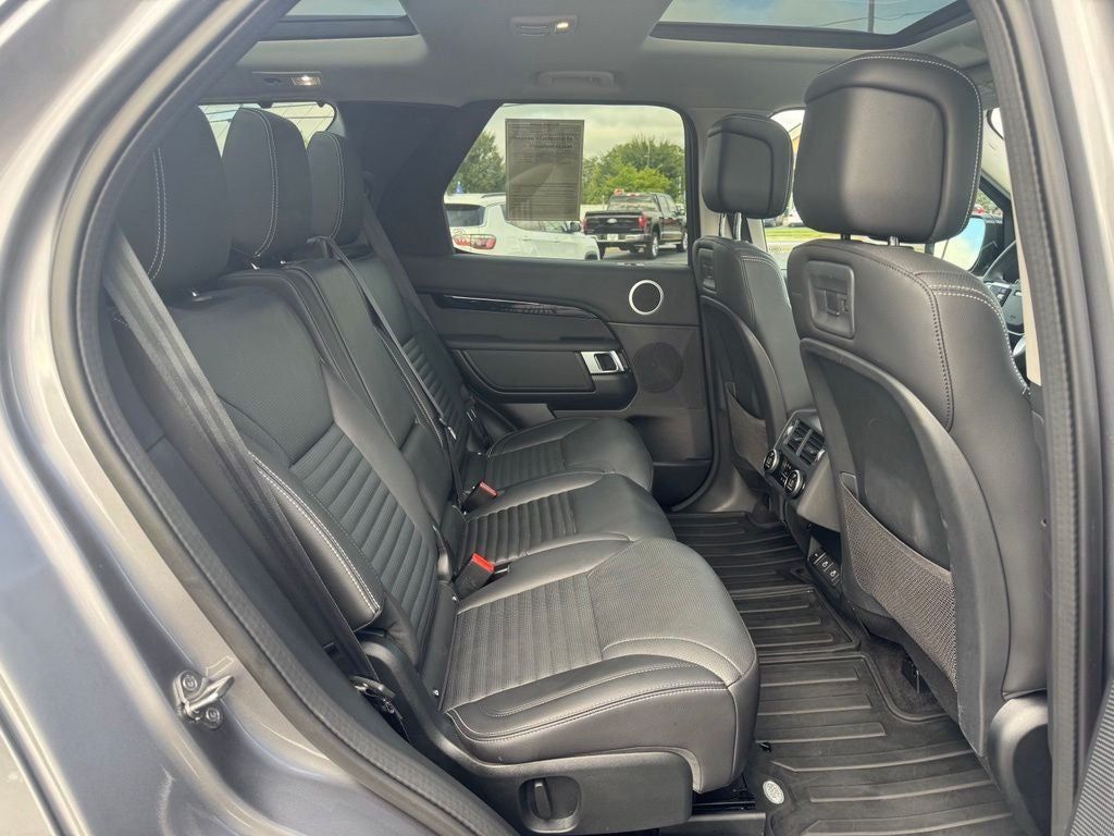 2024 Land Rover Discovery S