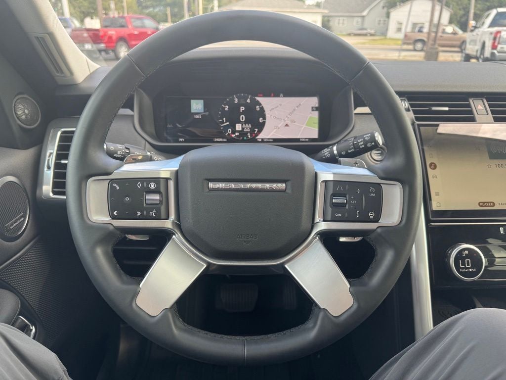 2024 Land Rover Discovery S